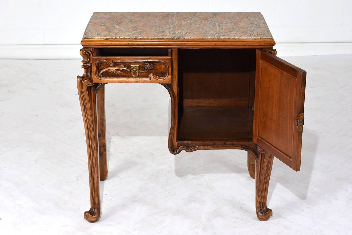 Early 20th Century Art Nouveau Nightstand in the Manner of Louis Majorelle In Excellent Condition In Los Angeles, CA