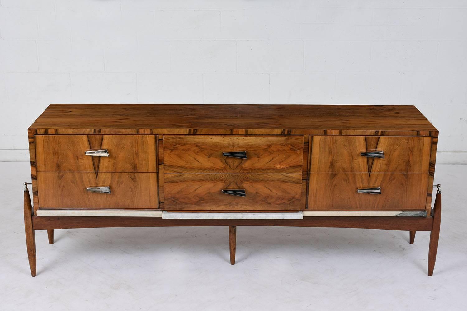 Mid-Century Modern Pair of Mid Century Modern Credenzas
