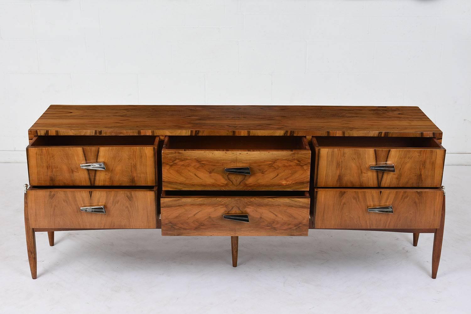 Pair of Mid Century Modern Credenzas In Good Condition In Los Angeles, CA