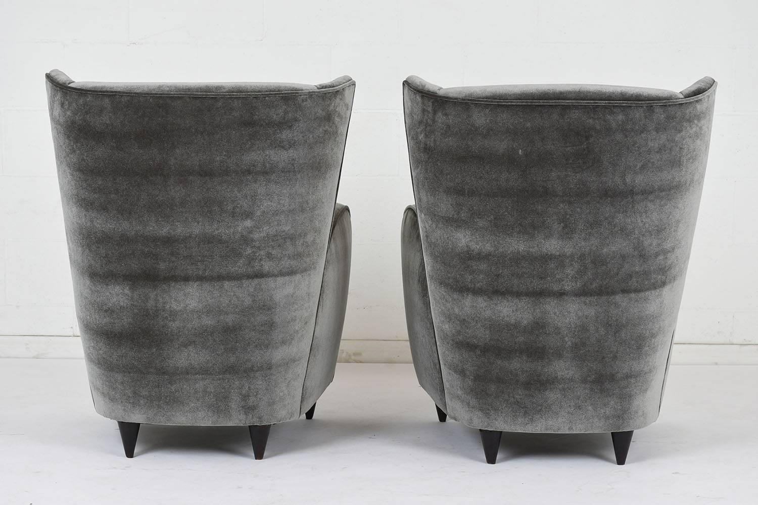 20th Century Pair of Paolo Buffa Lounge Chairs