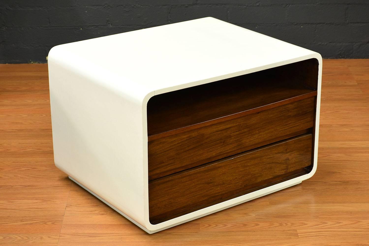 Carved Pair of Mid-Century Modern Style Nightstands