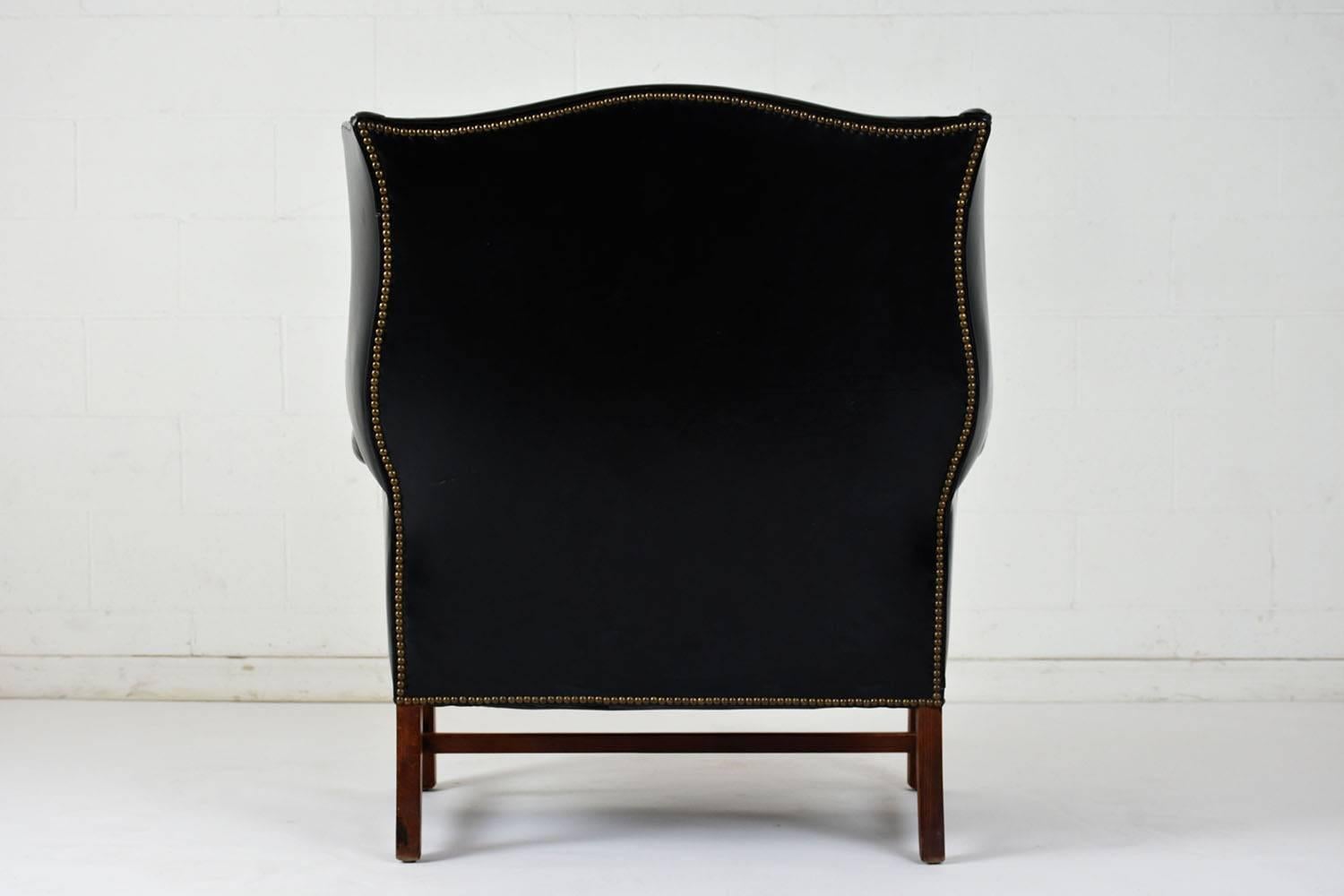 Early 20th Century English Regency-style Wingback Leather Chair In Excellent Condition In Los Angeles, CA