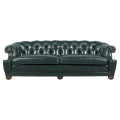 Refurbished 1970s Emerald Green Italian Chesterfield Sofa - Vintage Elegance