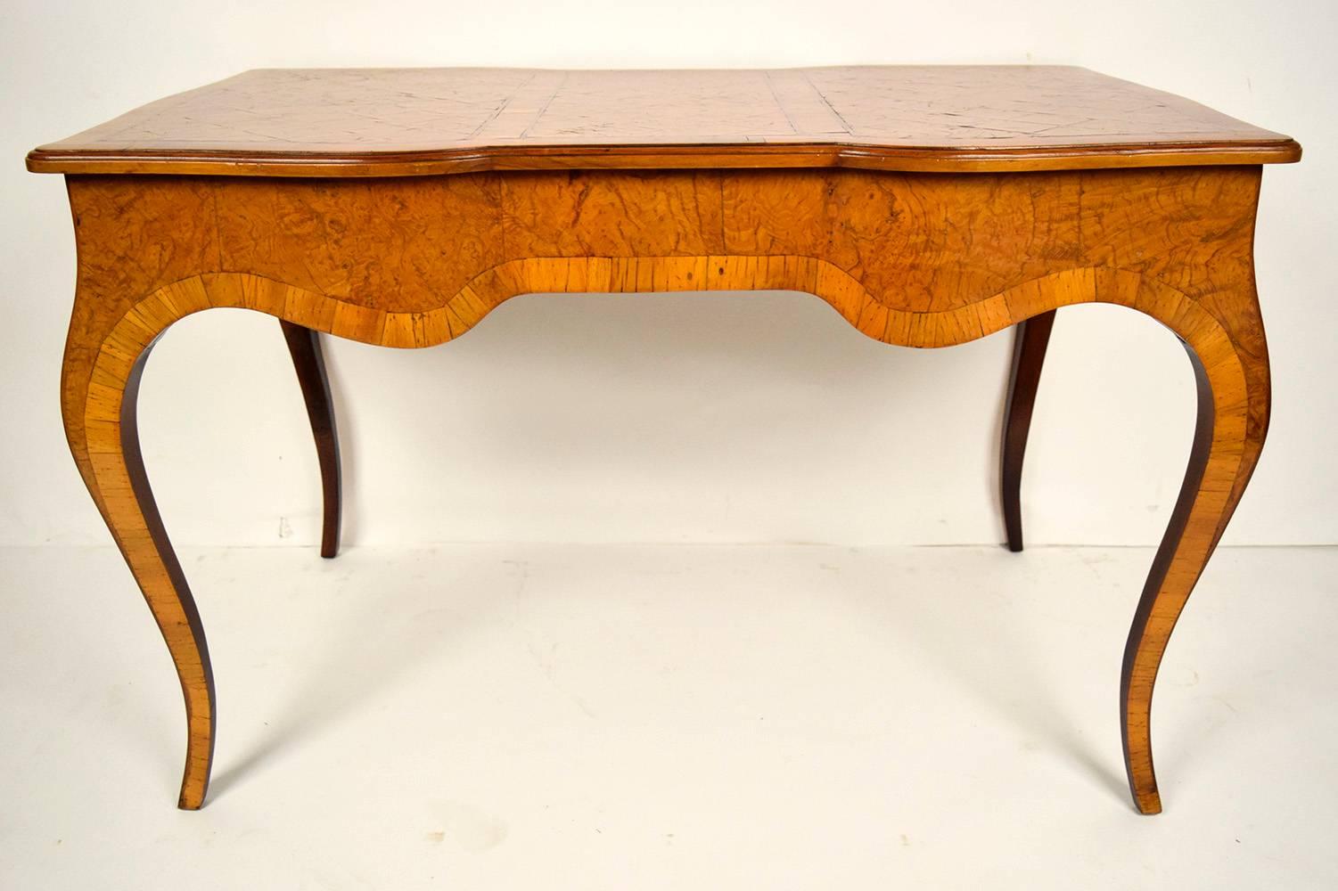 Wood Early 1900s Century Louis XV Italian Marquetry Top Desk