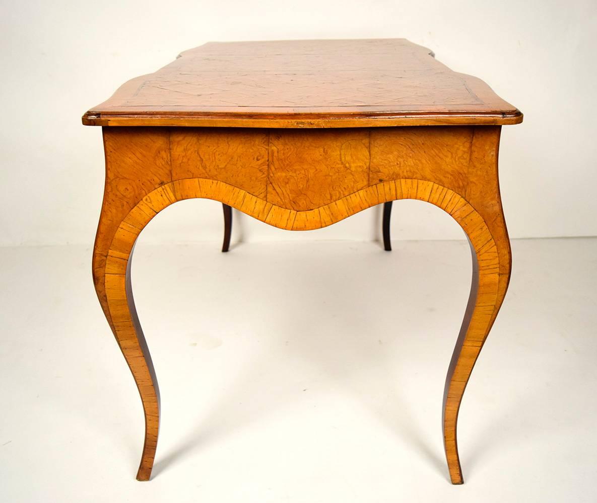 Early 1900s Century Louis XV Italian Marquetry Top Desk 1