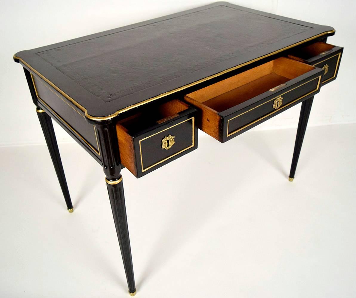 French Late 19th Century Ebonized Louis XVI Writing Desk with Leather Top In Good Condition In Los Angeles, CA