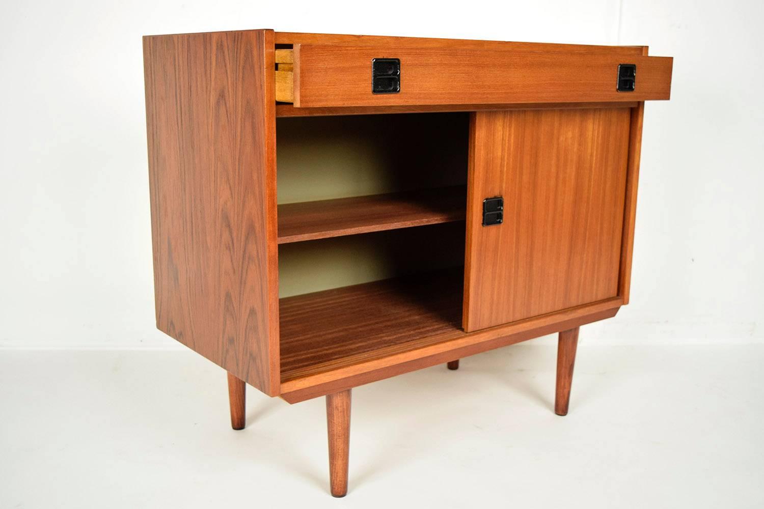 Mid-Century Danish Teak Cabinet In Excellent Condition In Los Angeles, CA