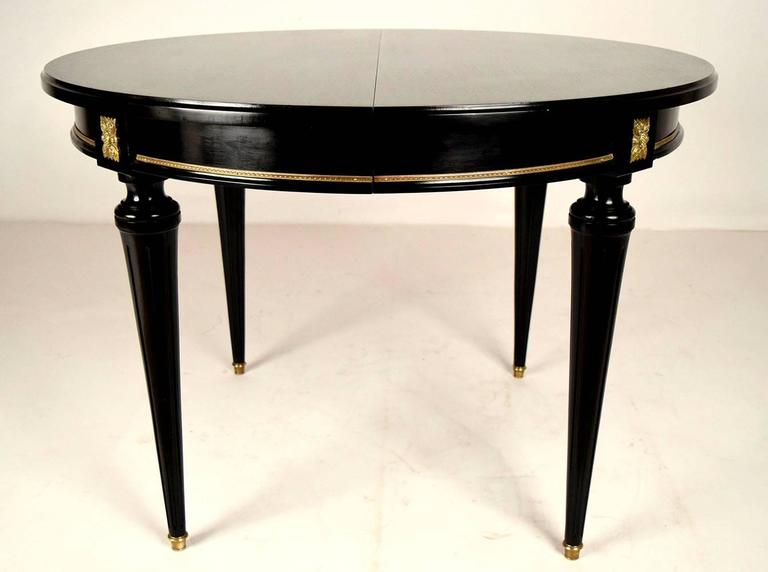 French Louis XVI Style Round Dining Table at 1stDibs