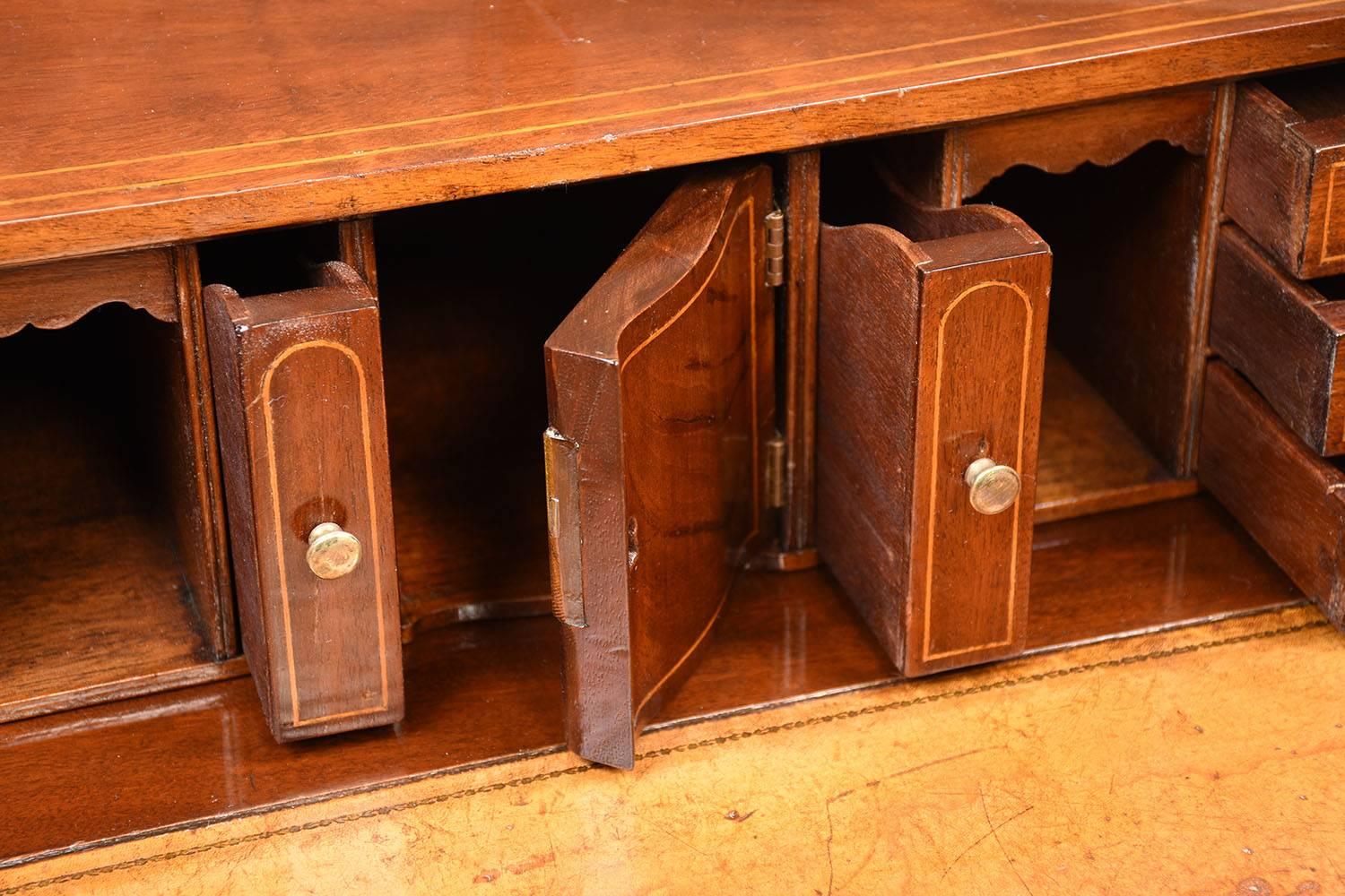 Antique George III-Style Carlton House Desk 1
