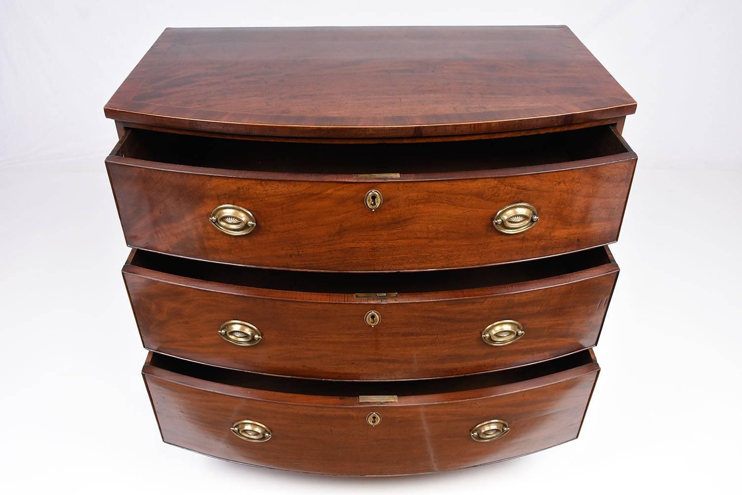 19th Century George III Style Chest of Drawers In Excellent Condition In Los Angeles, CA