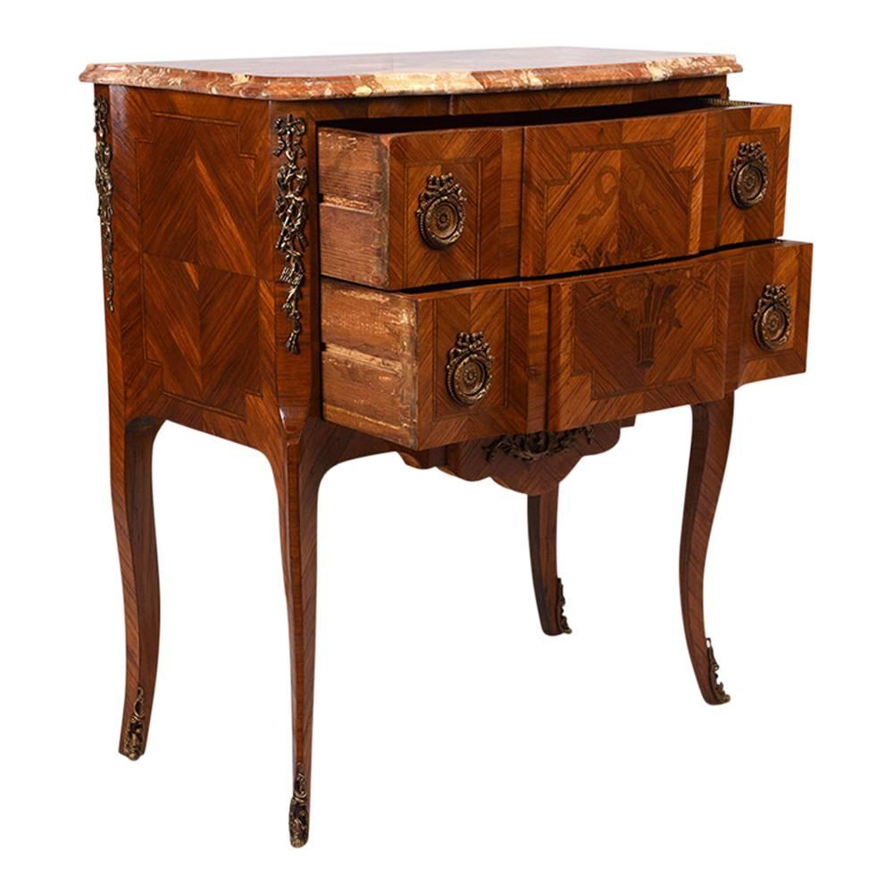 French Louis XVI-Style Commode In Excellent Condition In Los Angeles, CA