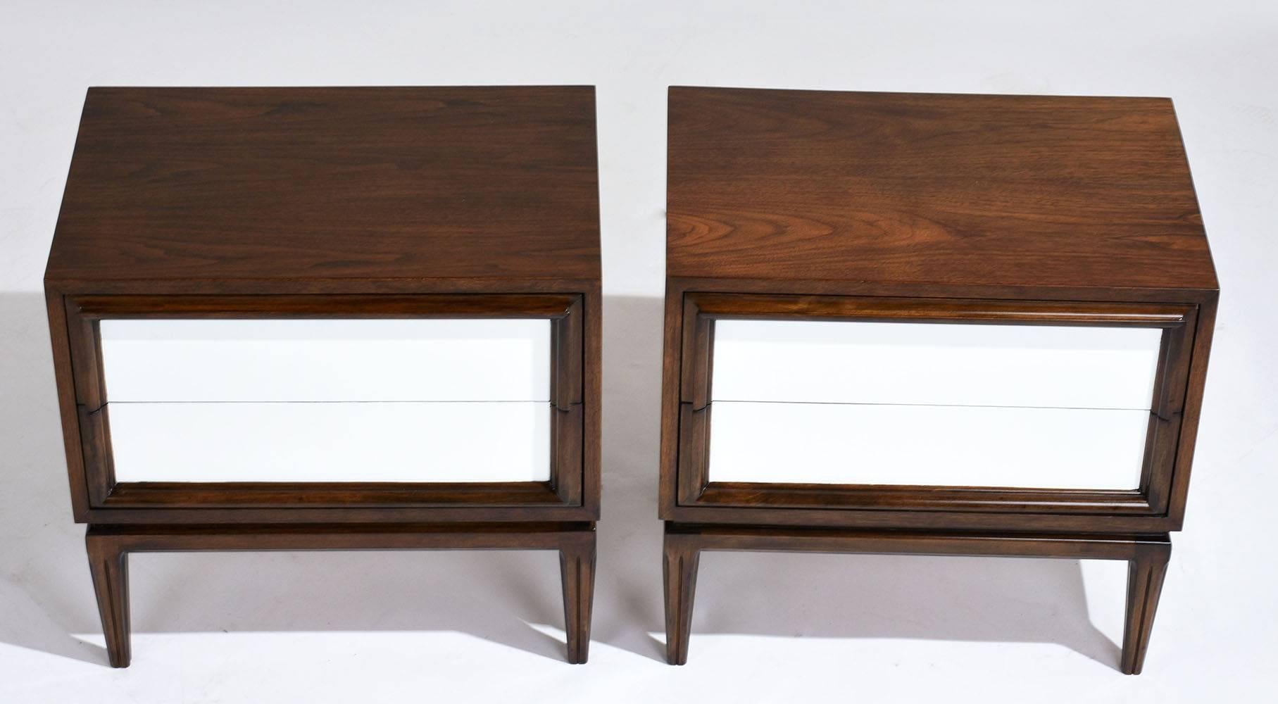 Carved Pair of Mid-Century Modern-Style Nightstands