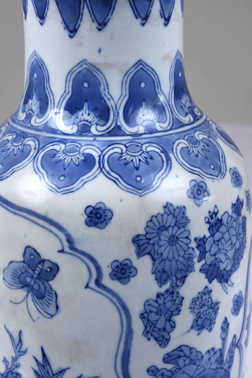Pair of Chinese Blue and White Ceramic Vases 1