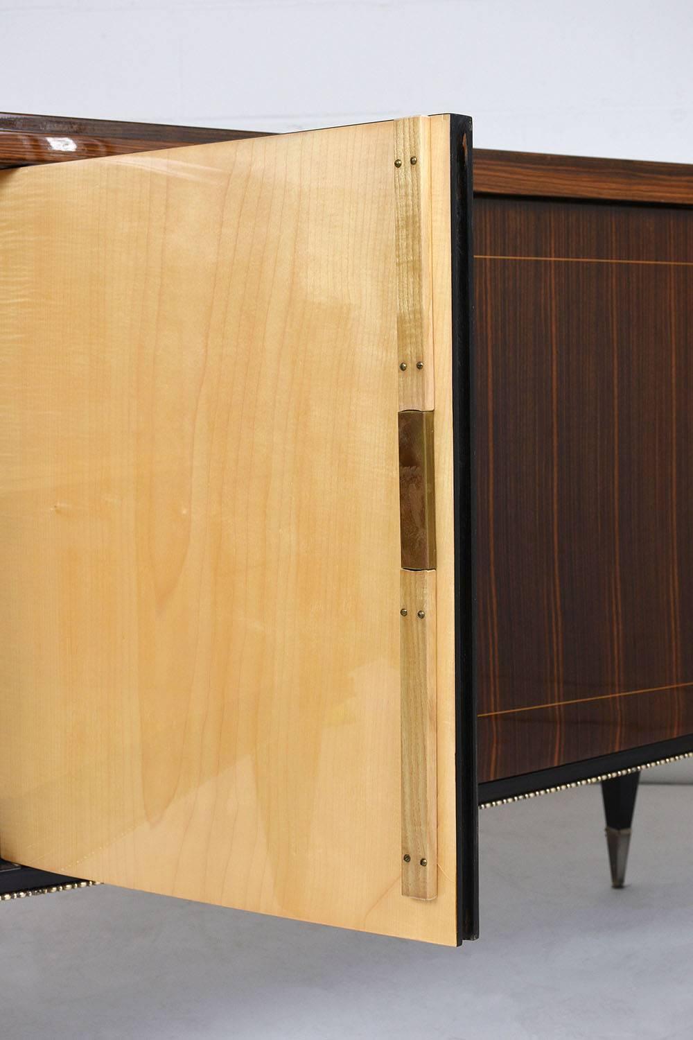 French Art Deco Macassar Ebony Buffet with Center Dry Bar In Excellent Condition For Sale In Los Angeles, CA
