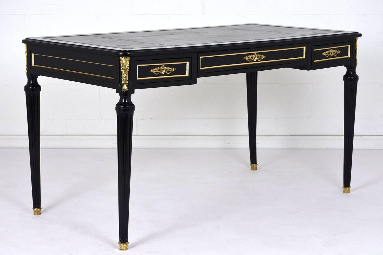 Antique French Louis XVI-Style Desk In Excellent Condition In Los Angeles, CA