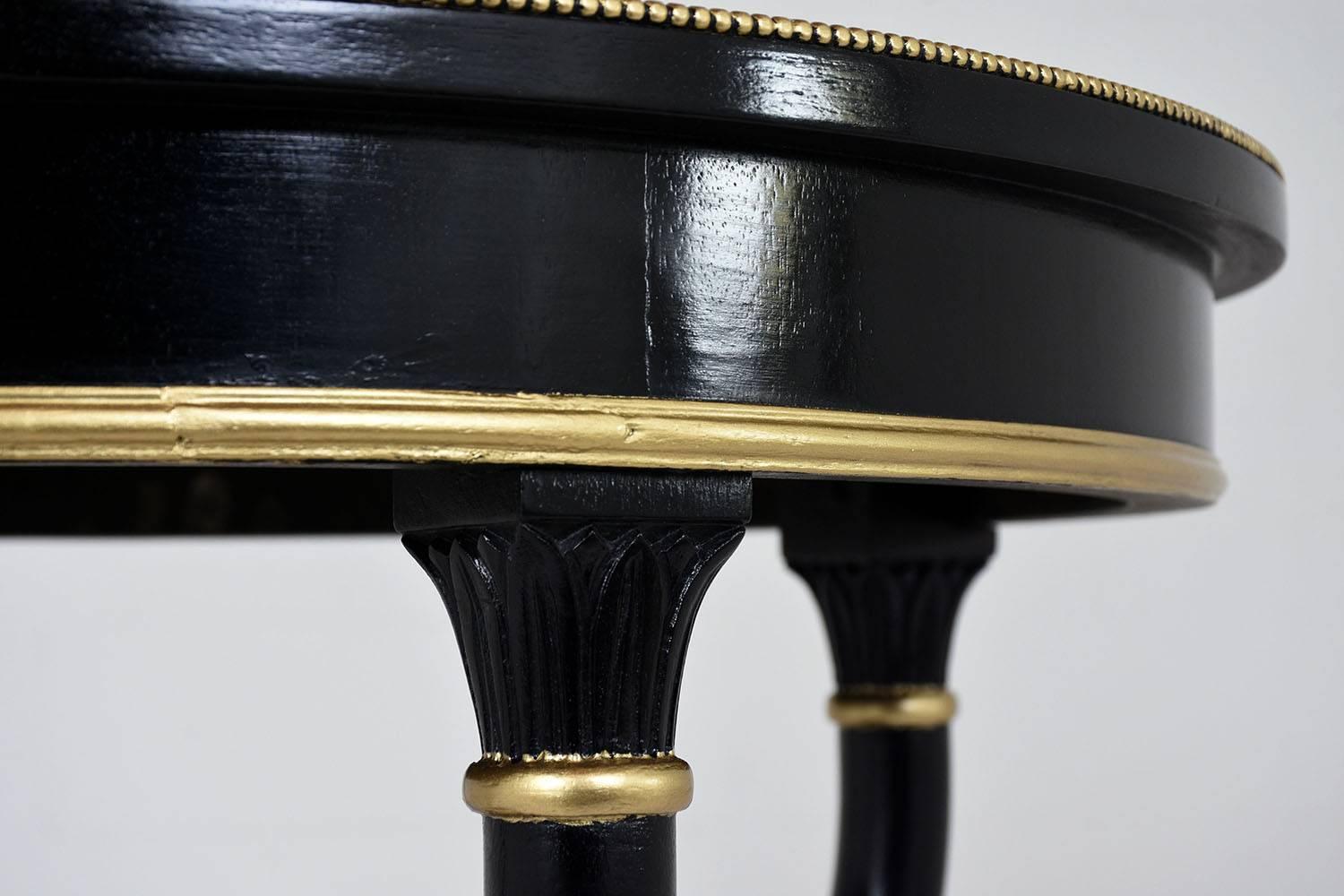 Pair of Hollywood Regency-Style Ebonized End Tables In Excellent Condition In Los Angeles, CA