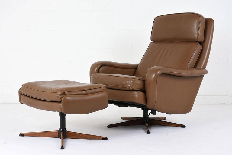 Vintage Mid Century Leather Lounge Chair And Ottoman For Sale At 1stdibs