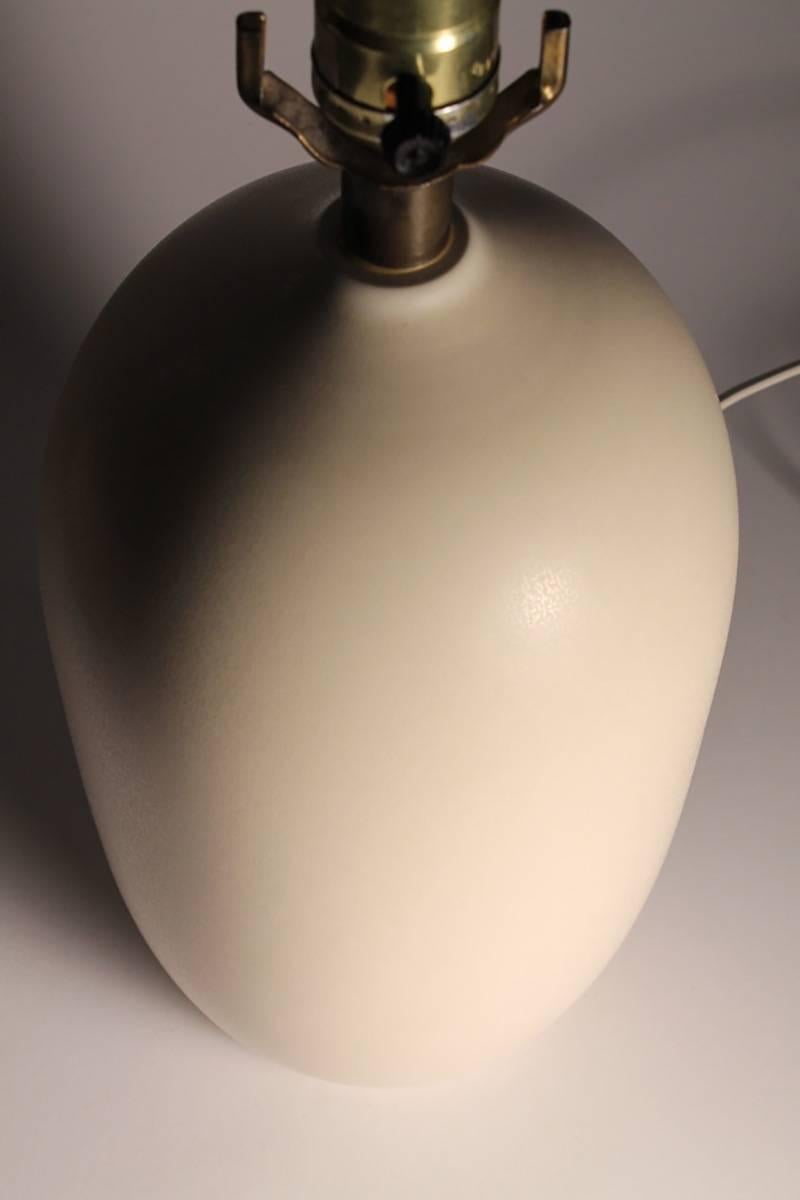 Mid-Century Modern Beautiful Danish Modern Lotte Bostlund Cream Ceramic Table Lamp