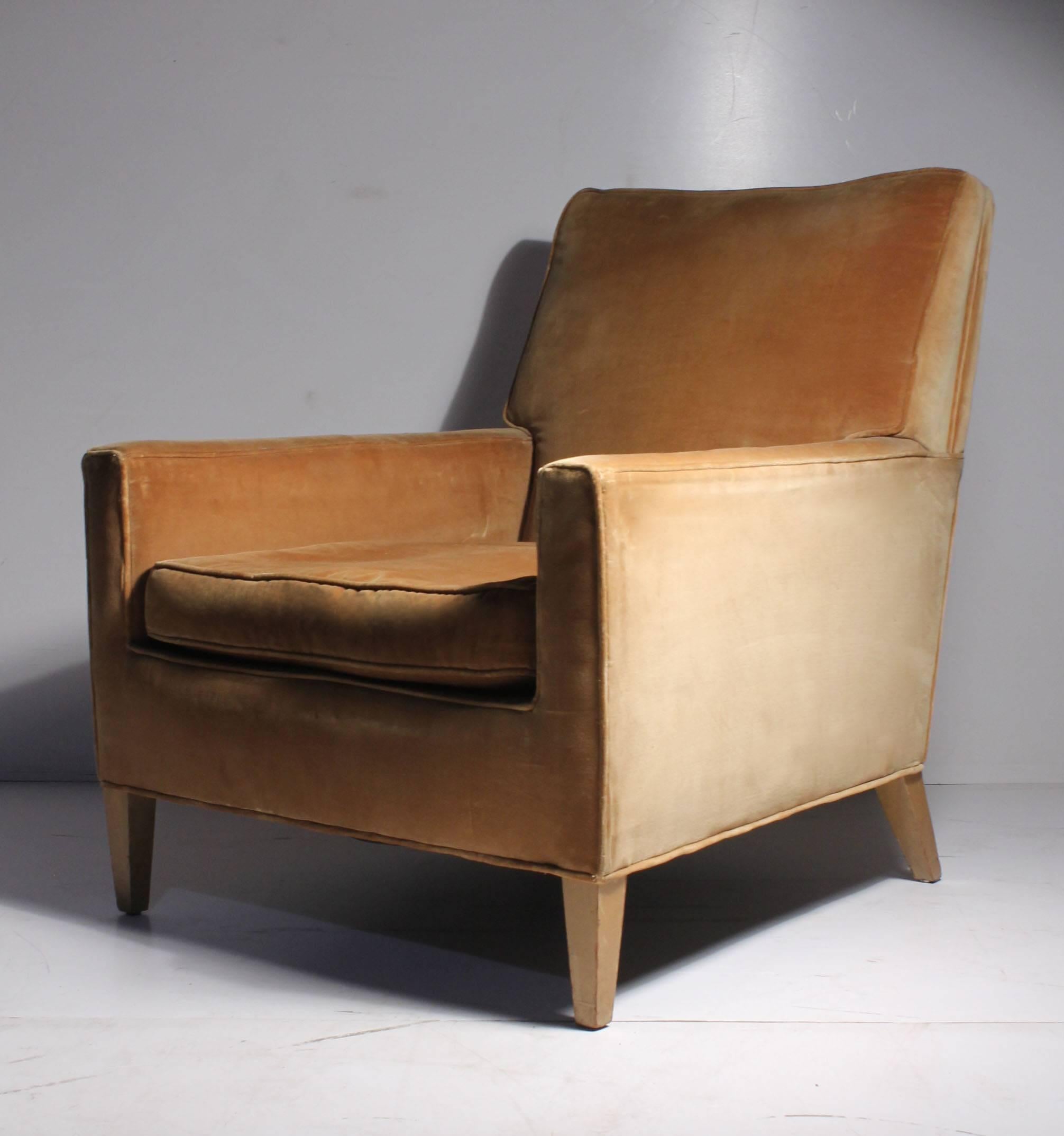 Vintage Robsjohn-Gibbings lounge chair for Widdicomb. Beautiful proportions. A more uncommon deep lounge form.

