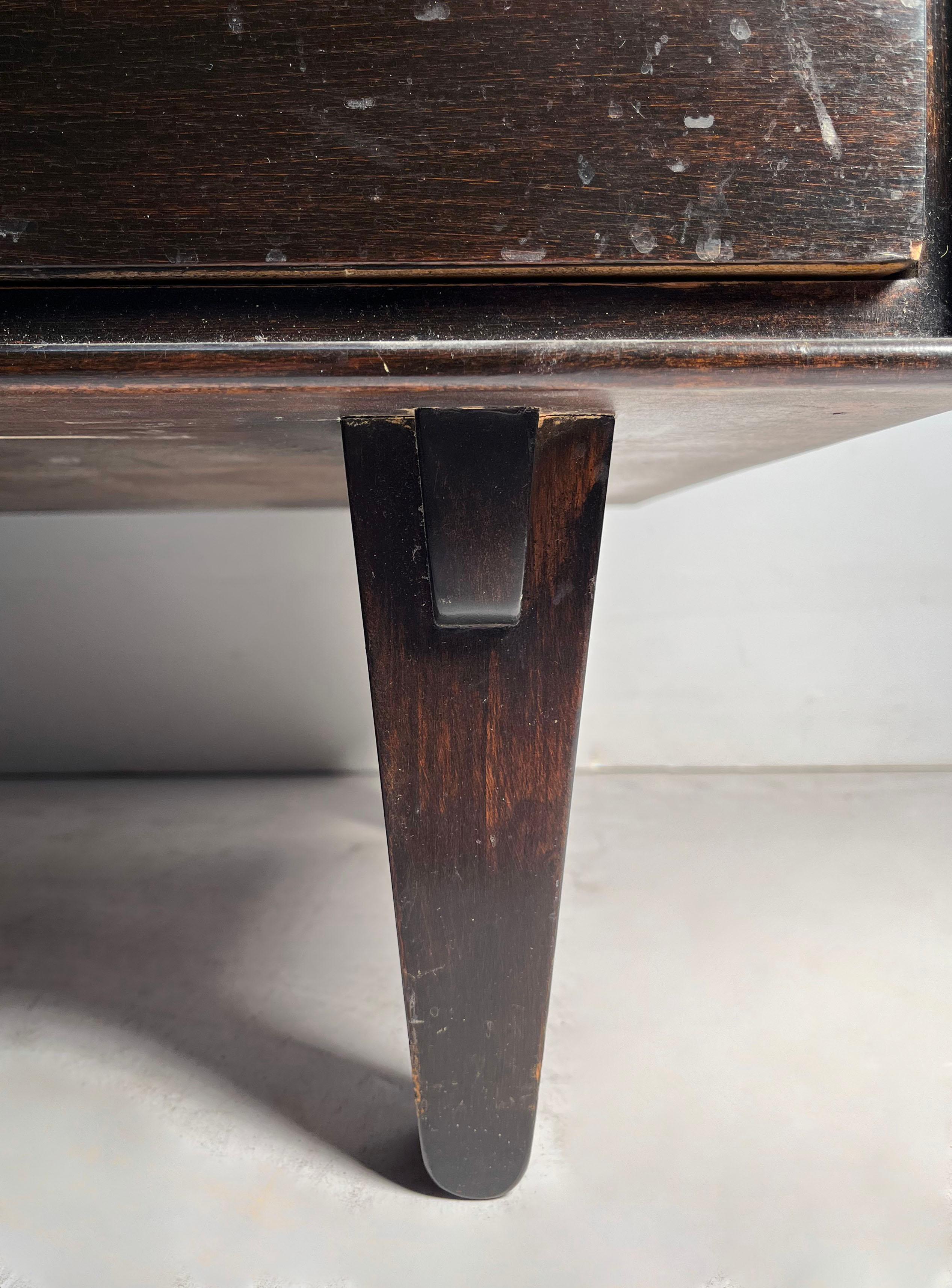 Bois Paire de commodes Edward Wormley pour Dunbar en vente