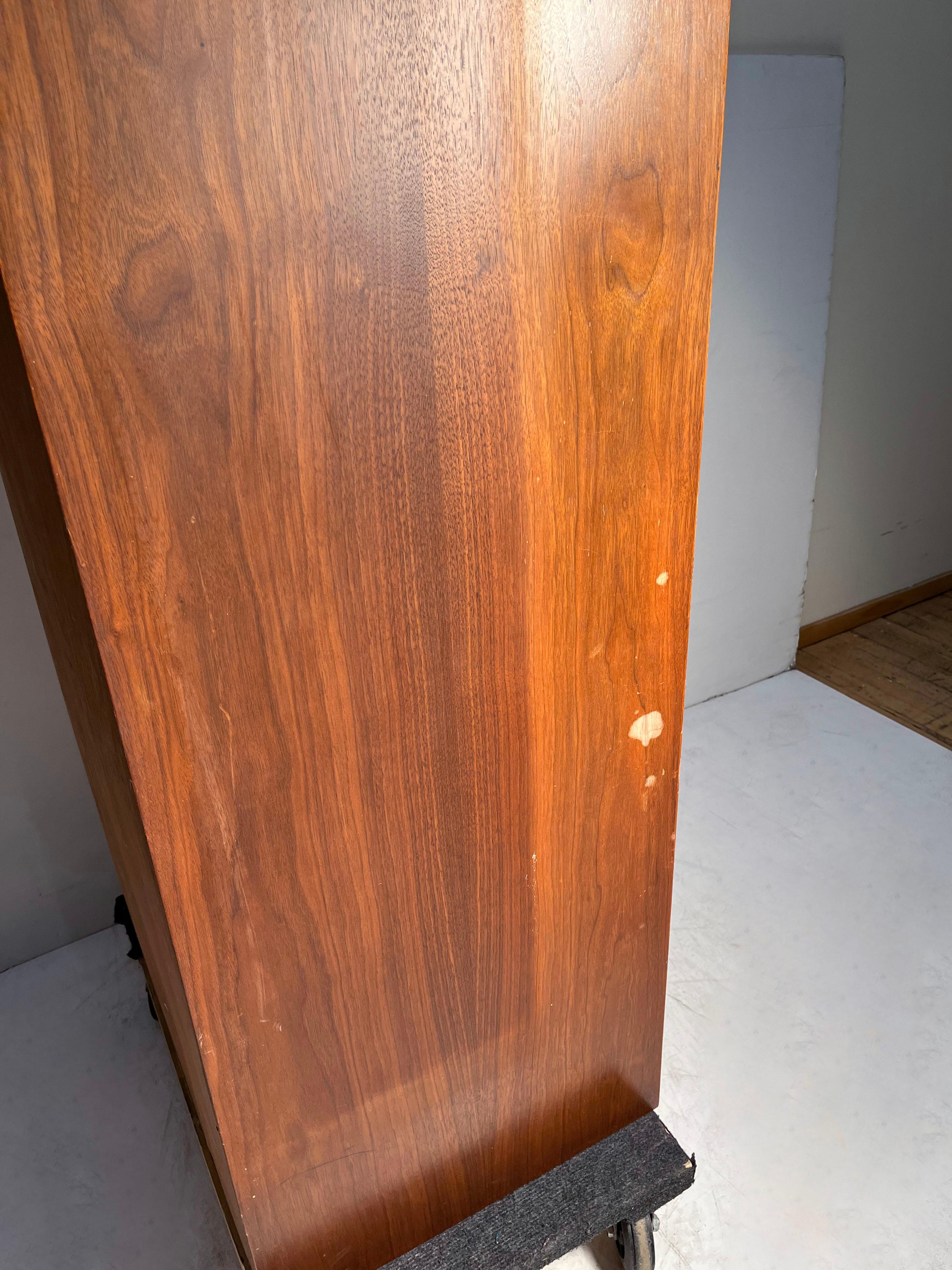 XX secolo Bellissimo mobile credenza Milo Baughman - Credenza Sideboard for Glenn of California in vendita