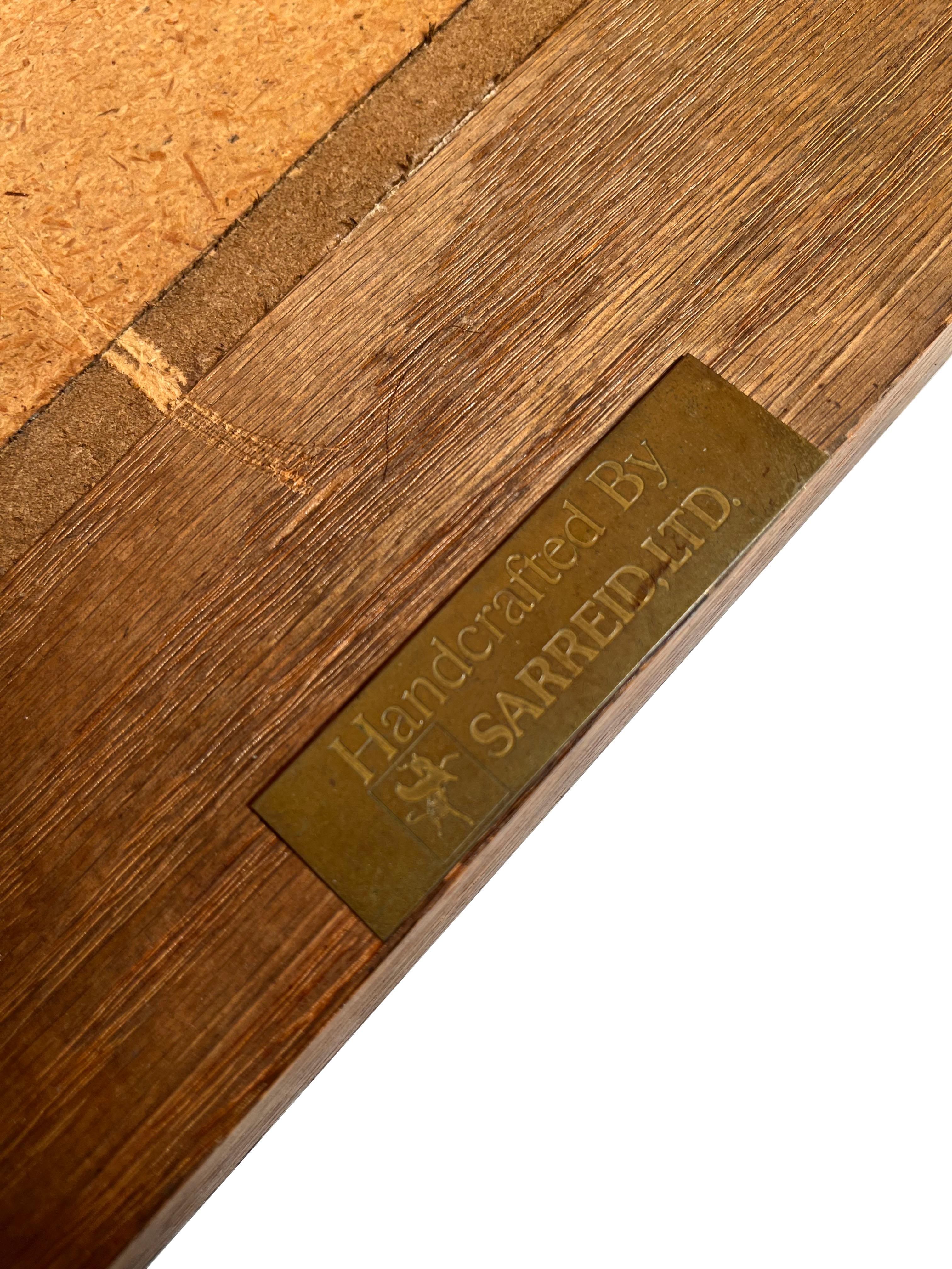 A Campaign Style Brass Coffee / Side Table by Sarreid In Good Condition For Sale In Chicago, IL