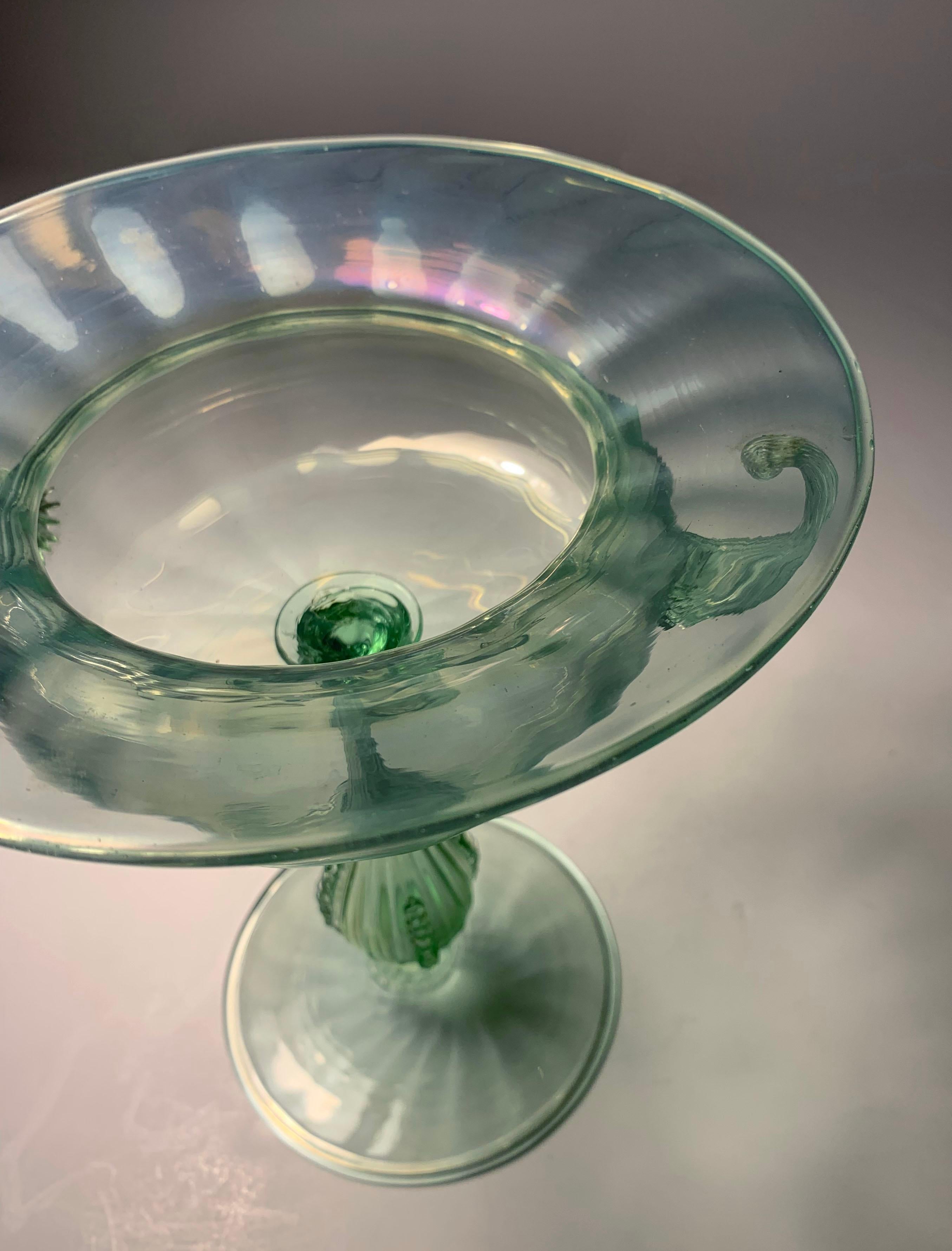 Delicate Large Murano Art Glass Centerpiece Compote by Salviati For Sale 1
