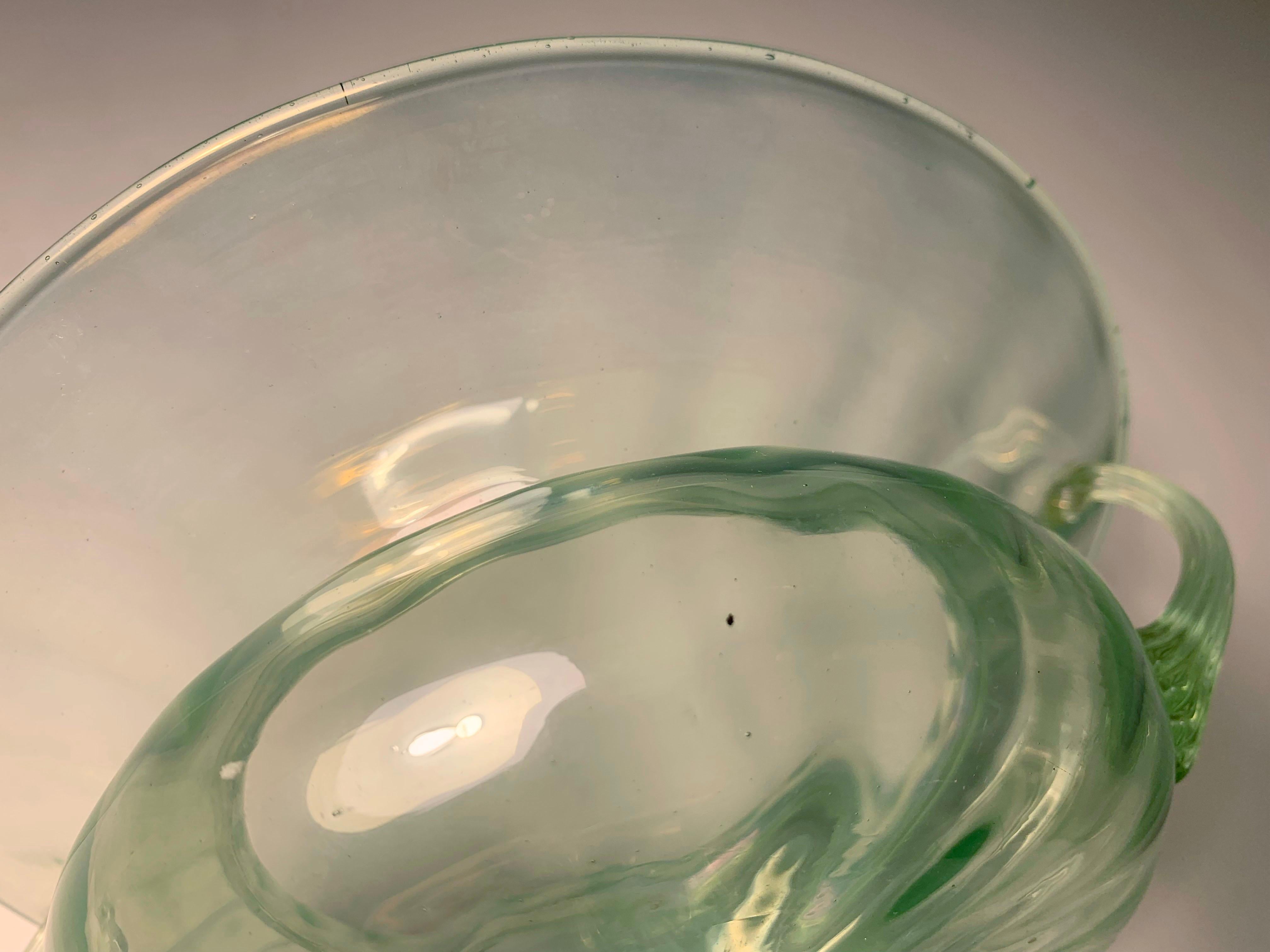Delicate Large Murano Art Glass Centerpiece Compote by Salviati For Sale 4