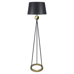 Lampadaire de sol « Vintage Tripod Form » de Robert Bulmore