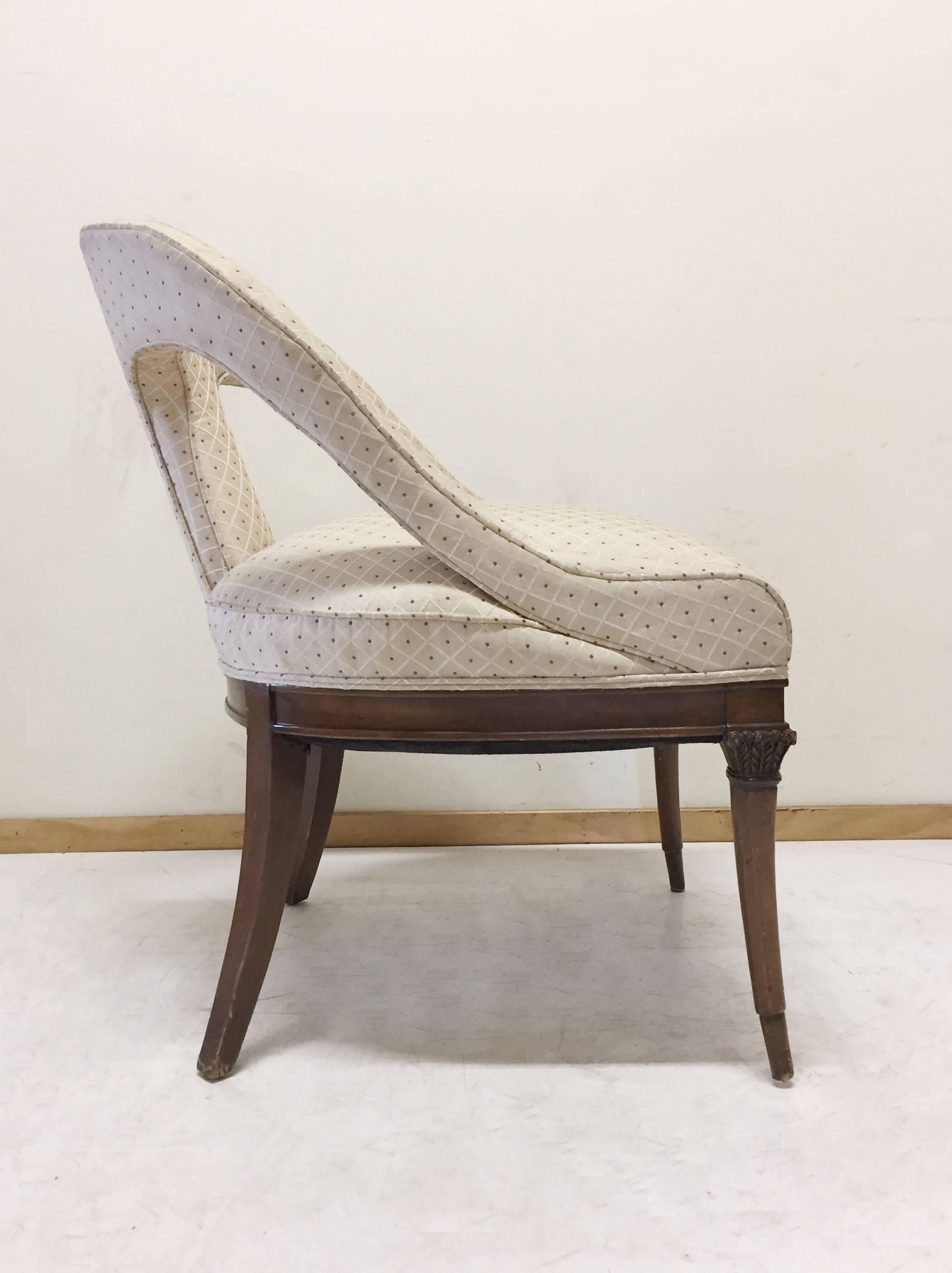 Mid-Century Modern A single Neoclassical 1940s Style Designer Side Chair