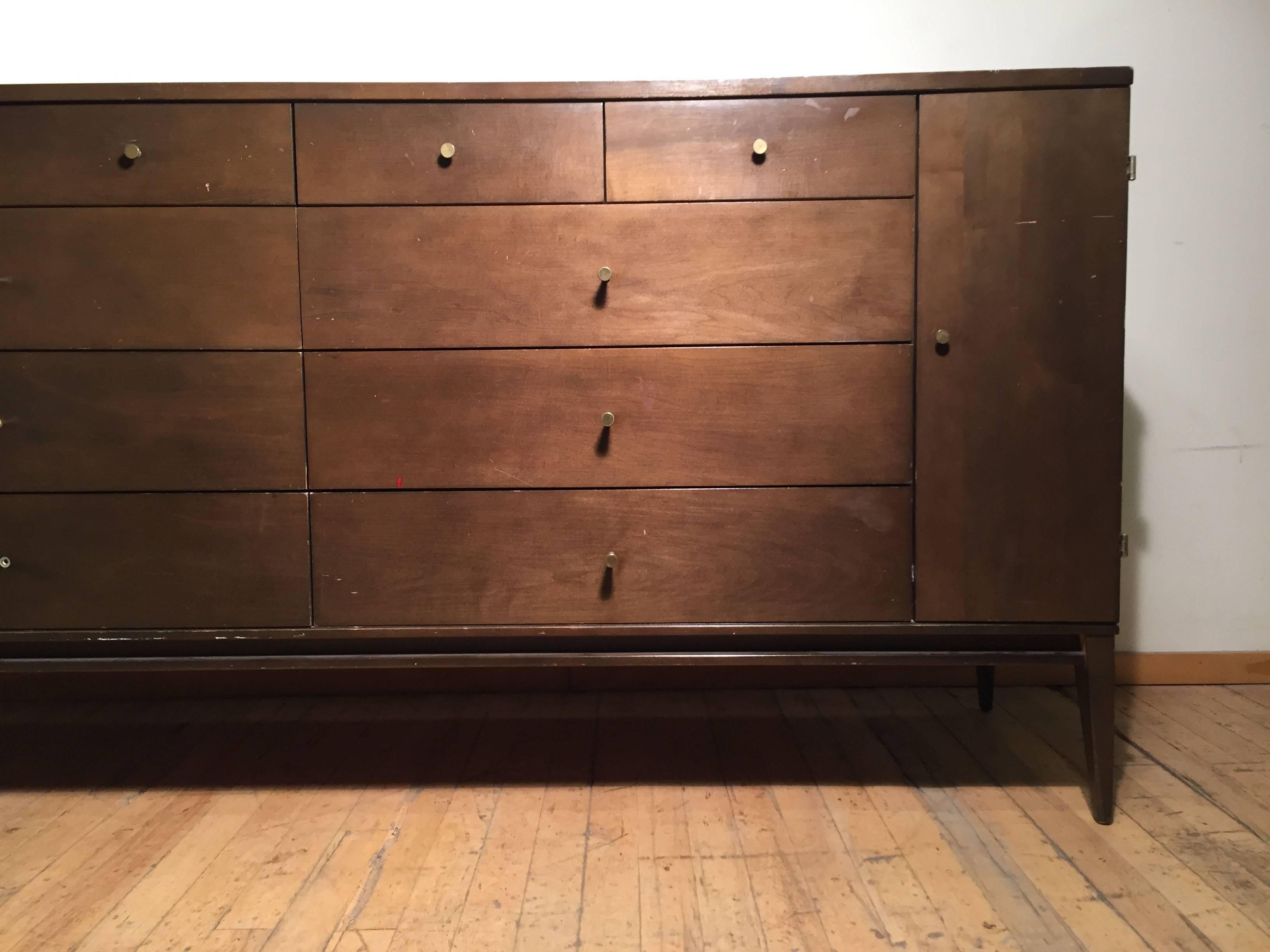 Paul McCobb 20-Drawer Sideboard Credenza Cabinet In Good Condition In Chicago, IL
