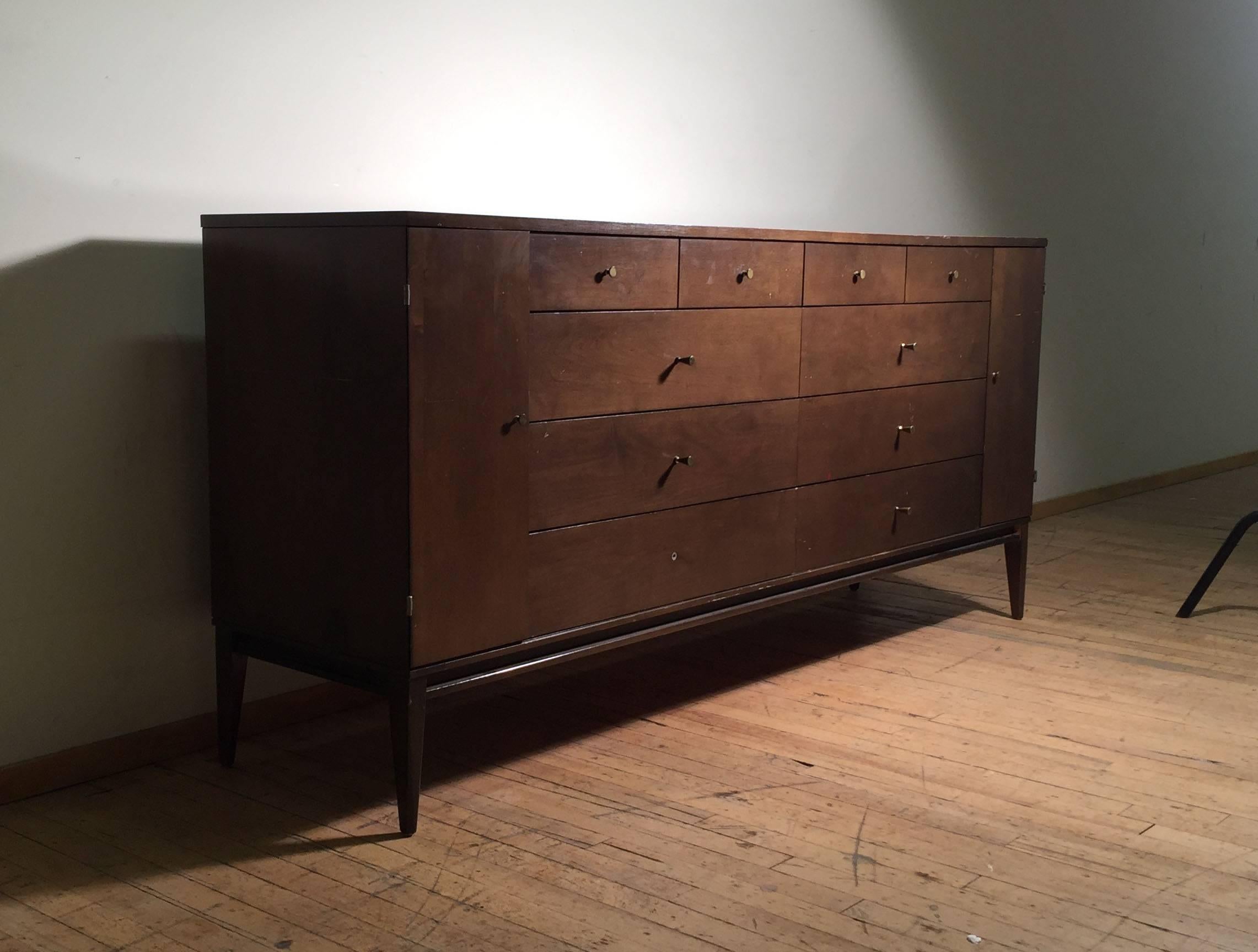 Mid-Century Modern Paul McCobb 20-Drawer Sideboard Credenza Cabinet