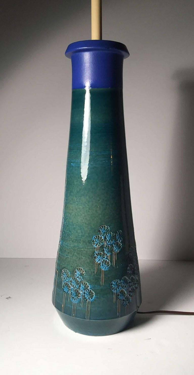Aldo Londi Bitossi Cityscape Ceramic Lamp Base Rimini Blue In Good Condition For Sale In Chicago, IL