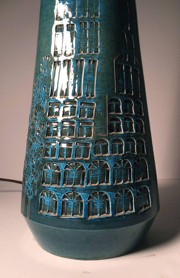 Mid-Century Modern Aldo Londi Bitossi Cityscape Ceramic Lamp Base Rimini Blue For Sale
