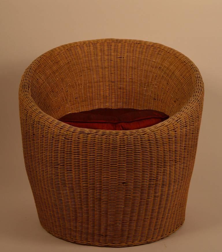 Cool woven wicker pod chair. Diminutive scale, very good original condition, fun stylish item.