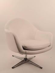 White Vinyl Swivel Pod Chair by Overman