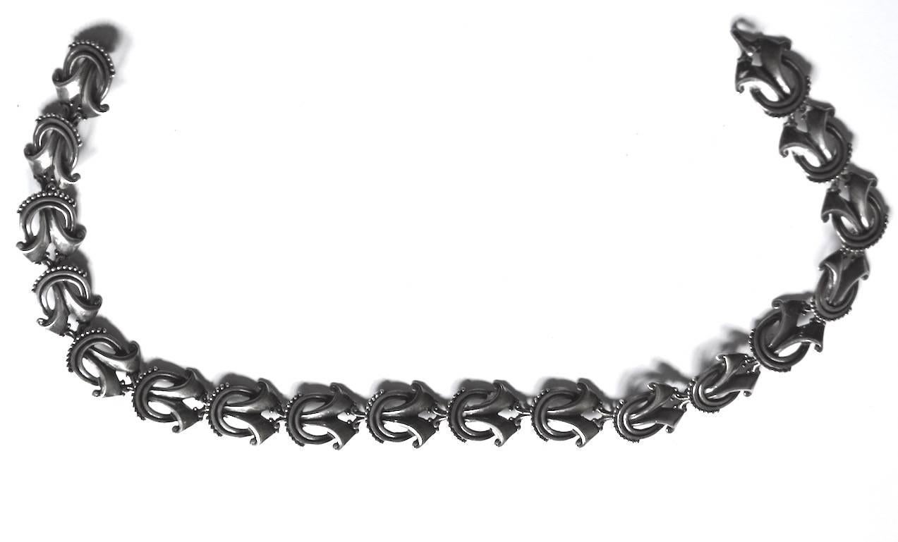 Stylish sterling necklace by Margot De Taxco (fully and correctly marked). Nice original condition, ready to wear.