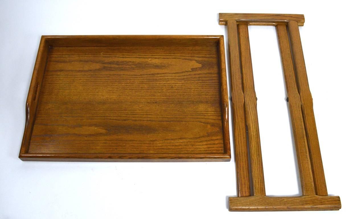 Solid Oak Tray Top Table In Good Condition For Sale In New York, NY