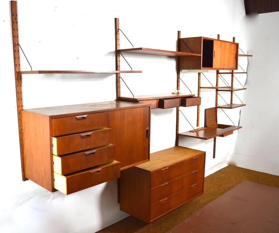 Cado Wall Unit Imported by Raymor In Good Condition In New York, NY