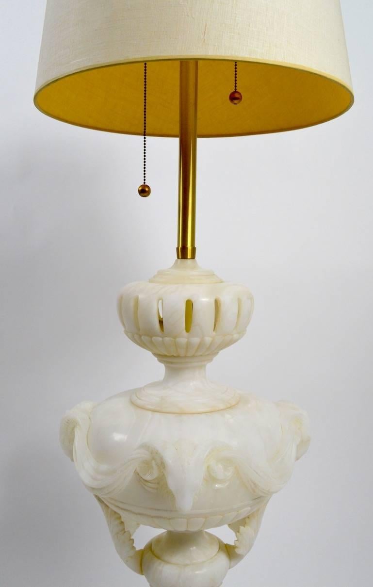 Lampe en albâtre massif de Marbro Co Excellent état - En vente à New York, NY
