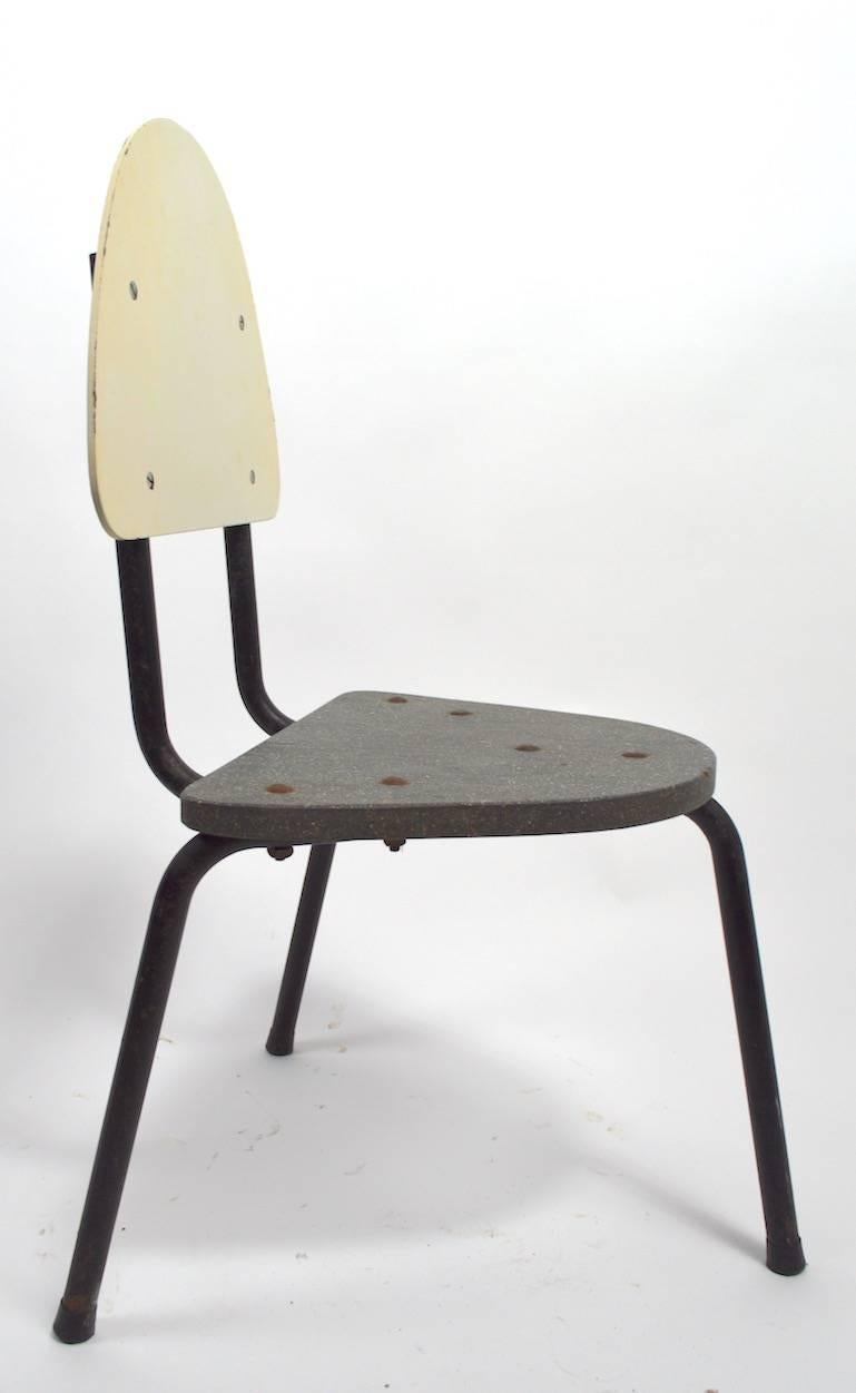 Mid-Century Modern Chaise d'enfant moderniste en vente