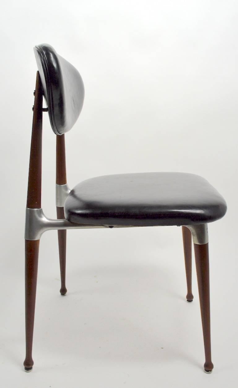 Two Dan Johnson for Shelby Williams Crucible Chairs In Good Condition In New York, NY