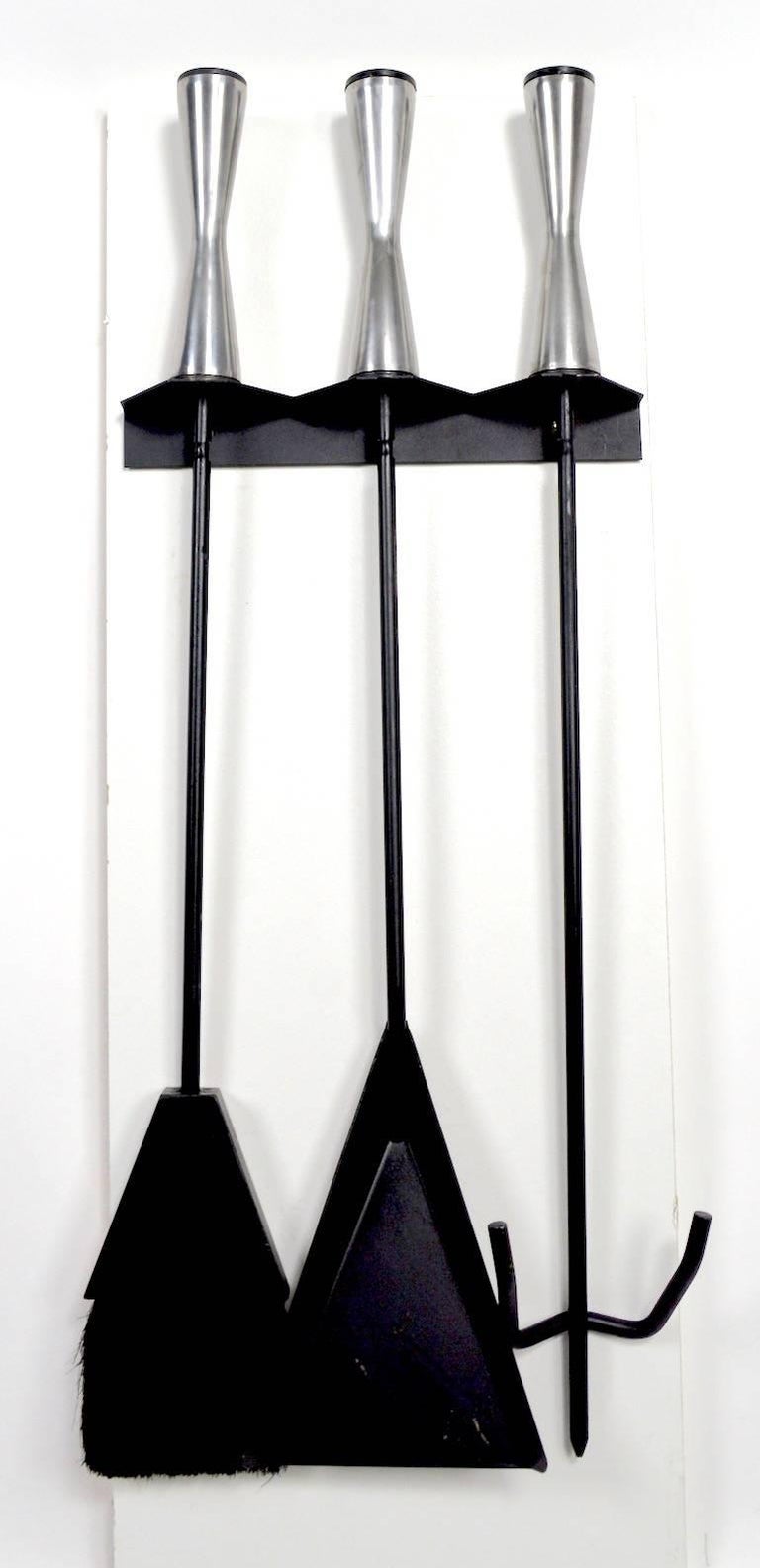 Modernist Wall Mount Fireplace Attributed to Seymor For Sale at 1stDibs