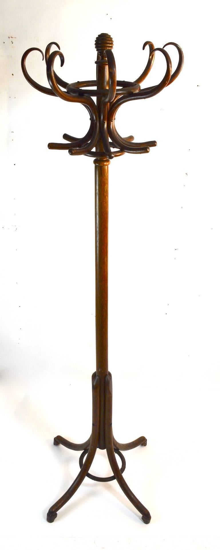 Bentwood Coat Stand Attributed to Thonet In Good Condition In New York, NY