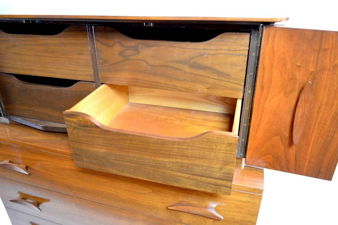 Veneer Mid-Century Modern Dresser