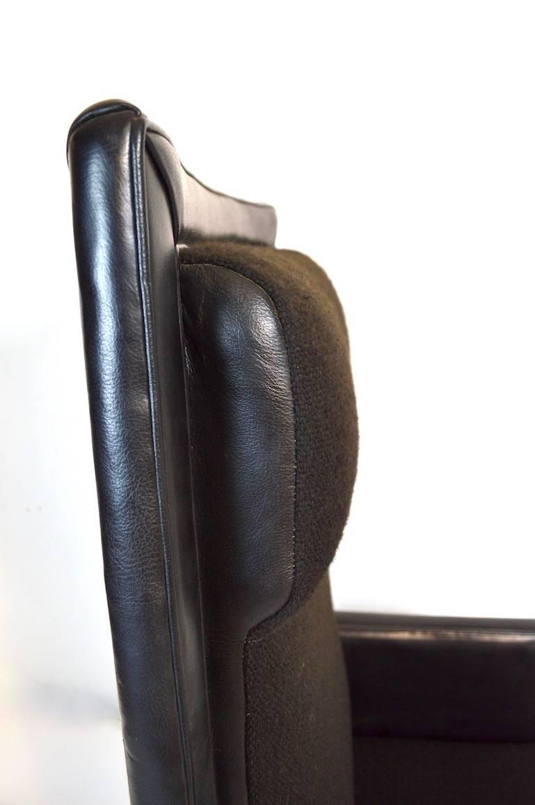 High Back Leather Office Desk Chair 1