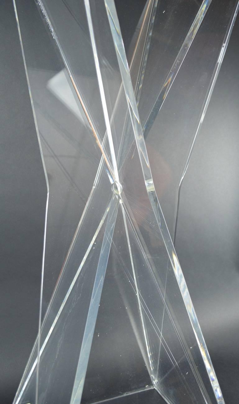 20th Century Modernist Lucite Pedestal For Sale