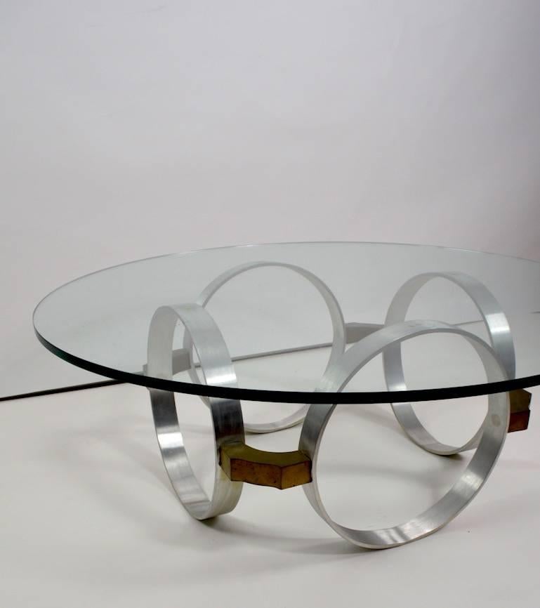 Chain Link Base Coffee Table with Glass Top In Good Condition In New York, NY