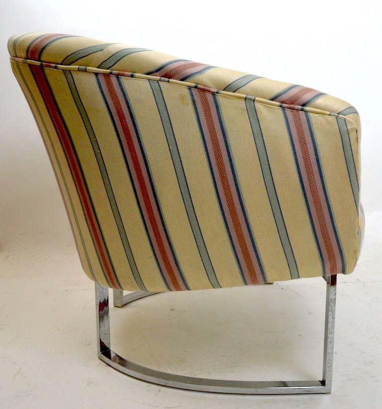 Mid-Century Modern Pair of Milo Baughman Lounge Chairs with Chrome Legs