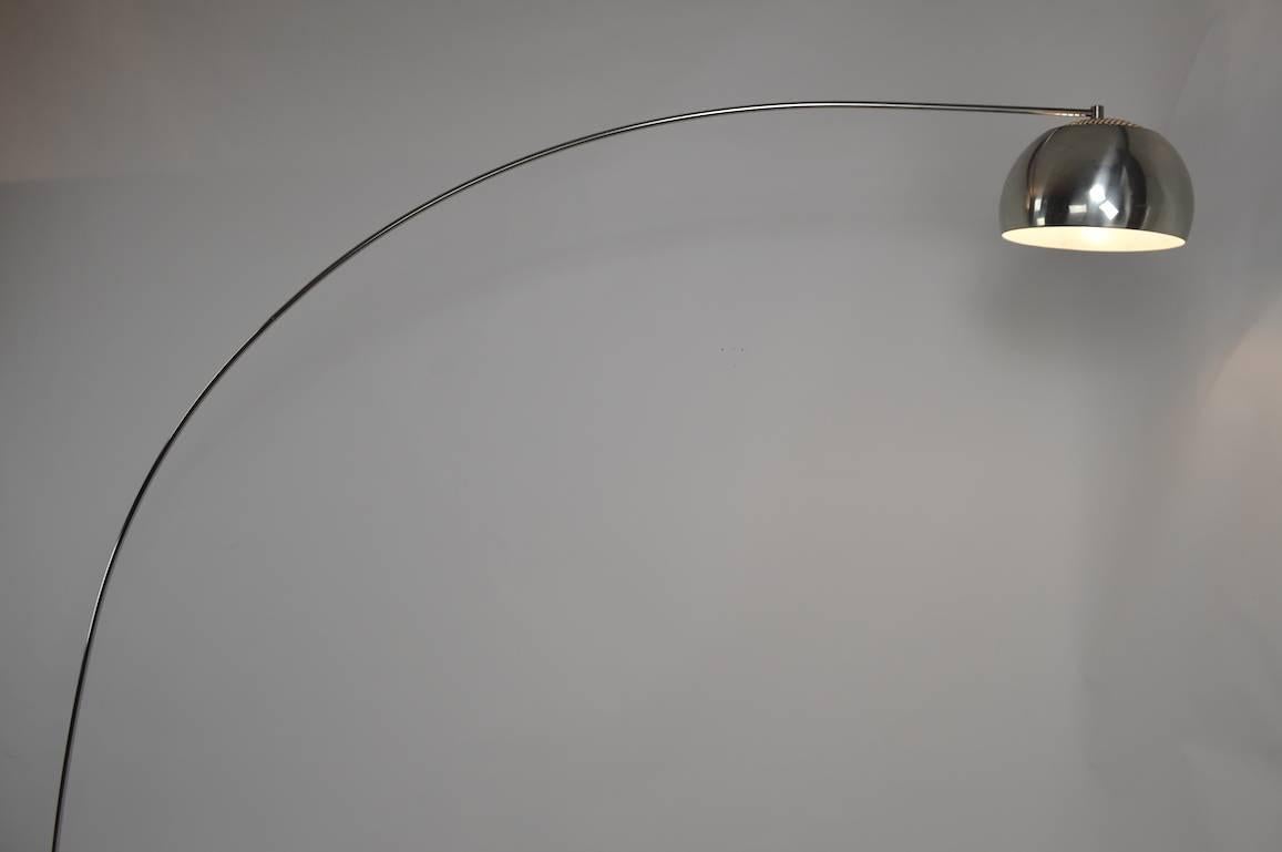 Mod Chrome Arc Lamp In Good Condition In New York, NY